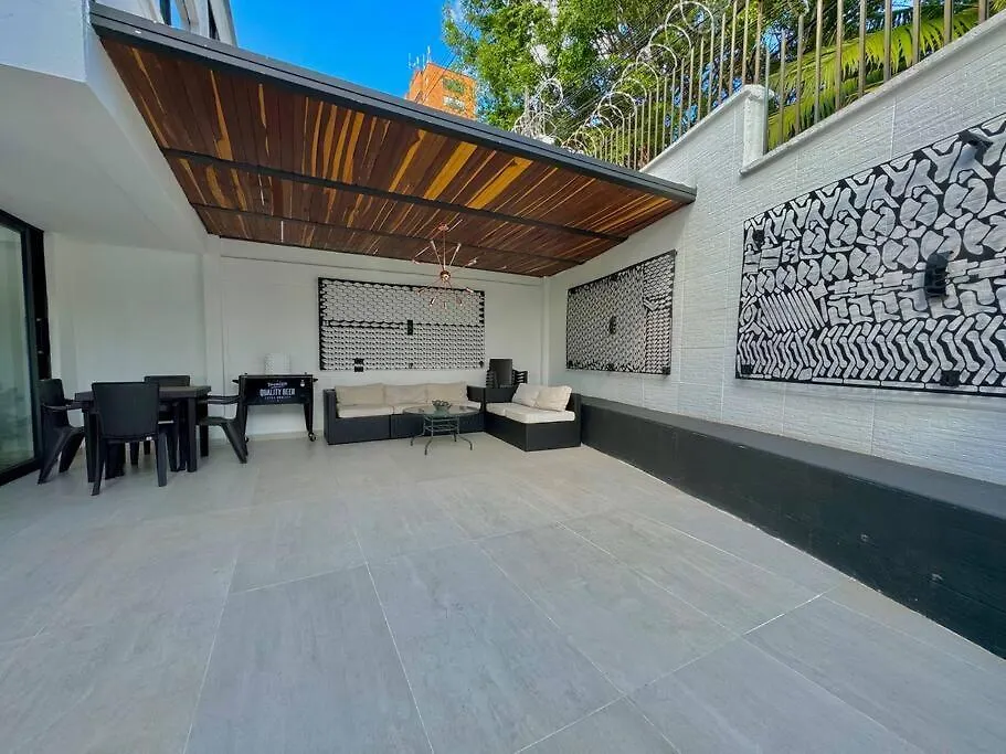 麦德林Mansion Moderna Poblado-Piscina-别墅 0*, 麦德林