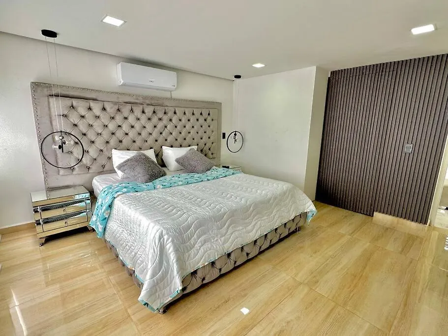 麦德林Mansion Moderna Poblado-Piscina-别墅