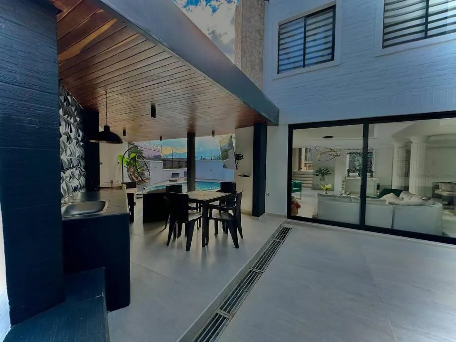 Vila Mansion Moderna Poblado-Piscina- Medellín Kolumbie
