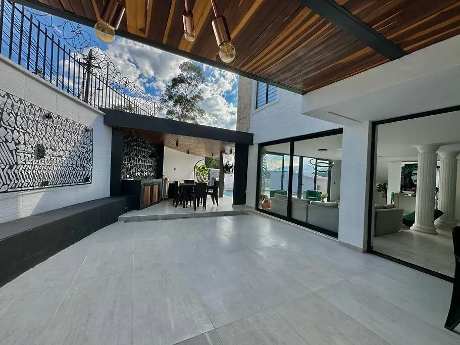 Vila Mansion Moderna Poblado-Piscina- Medellín