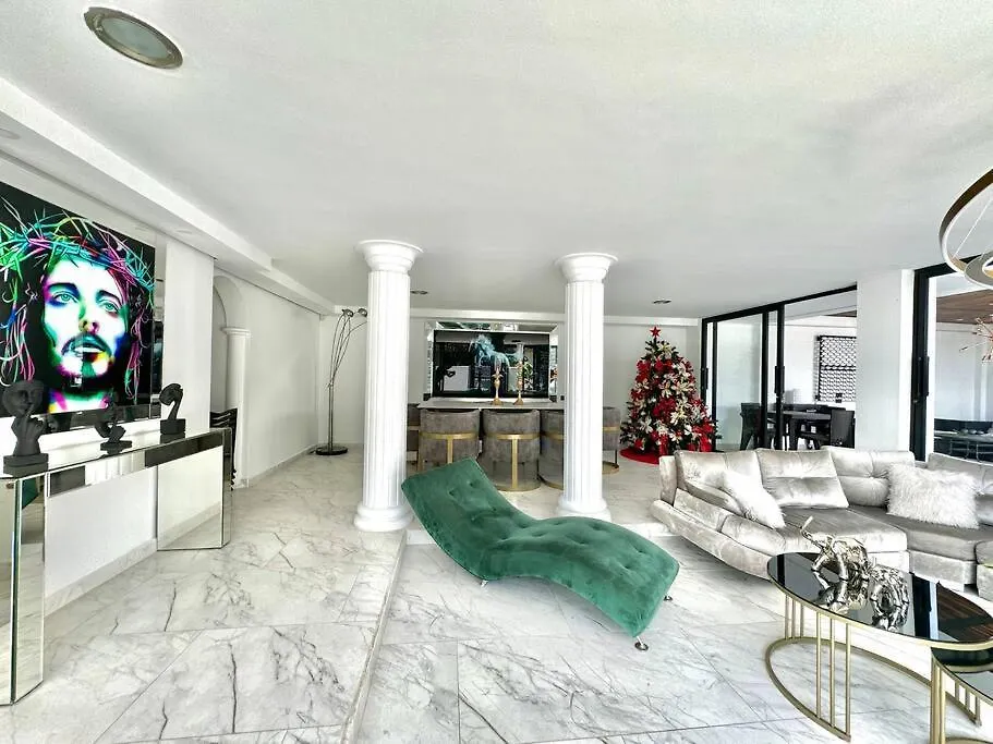 메딜린 Mansion Moderna Poblado-Piscina- 빌라